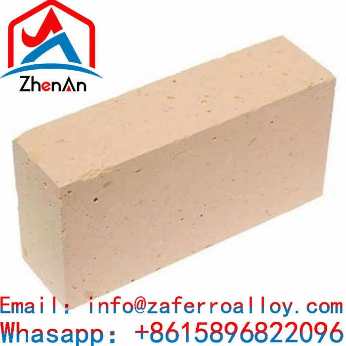 सघन दुर्दम्य मिट्टी की ईंट
